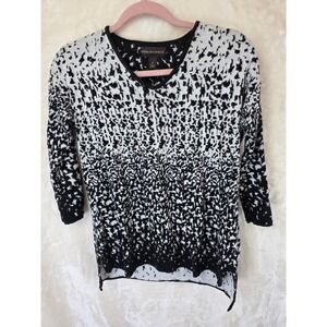 Dana‎ Buchman Womens Small Black White Abstract Knit V-Neck 3/4 Sleeve Sweater